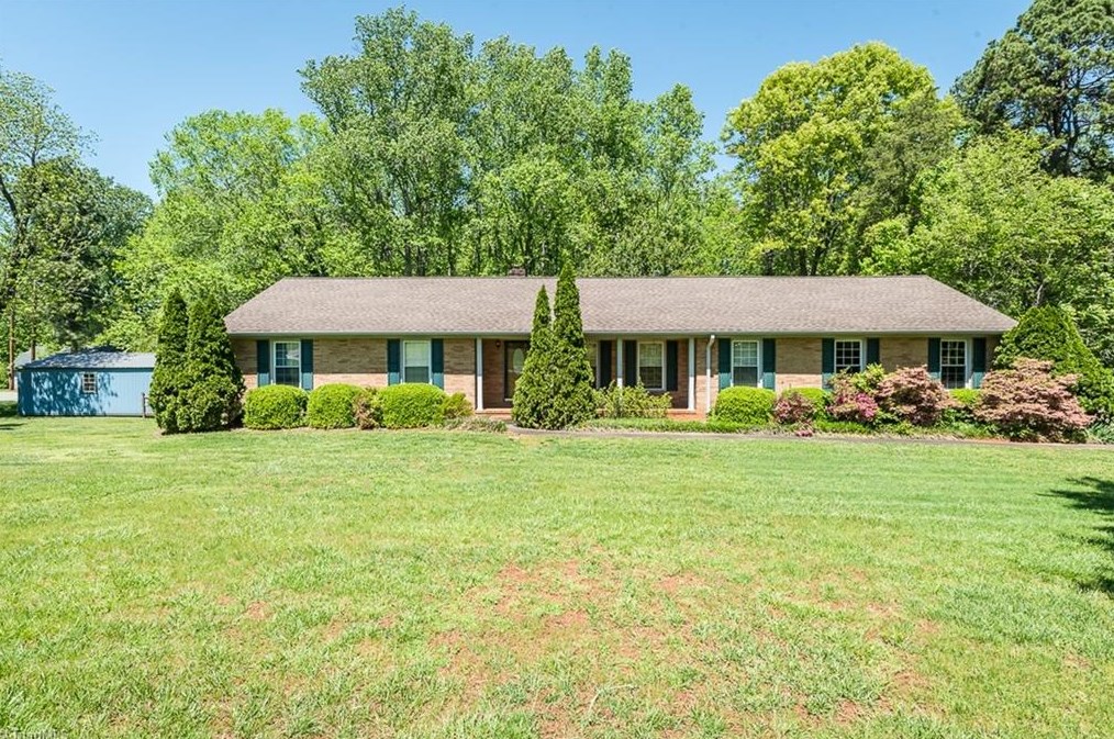 2667 Birch Ln, Burlington, NC 27215