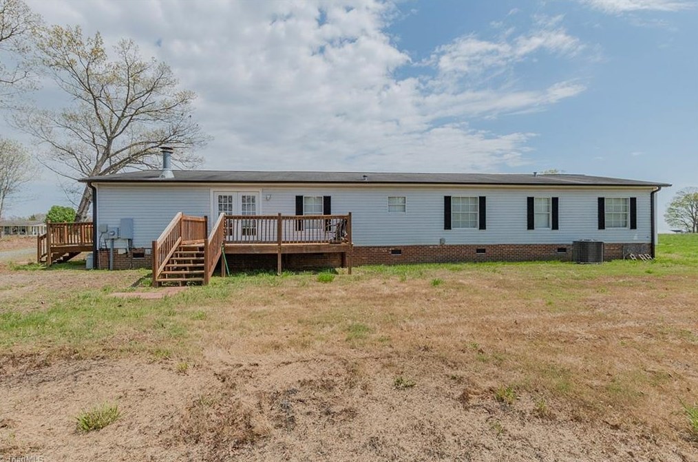 1520 Burgess Rd, Cycle NC 27020-7651 exterior