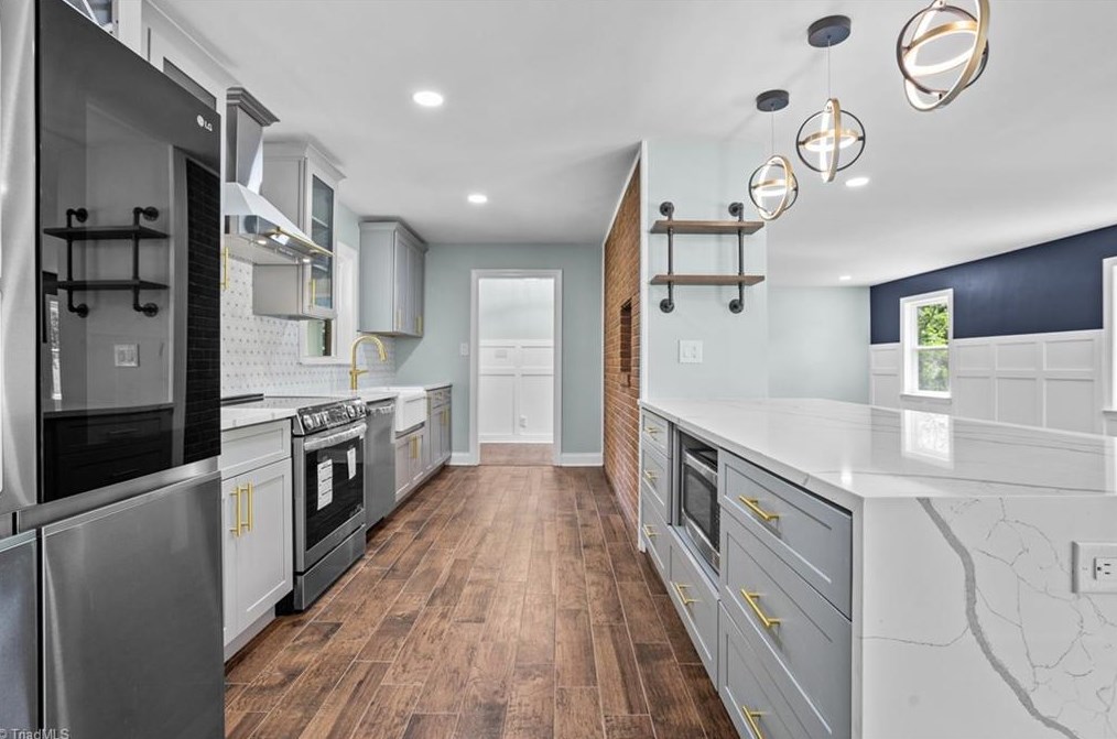 630 Chester Rd, Winston Salem NC  27104-1704 exterior