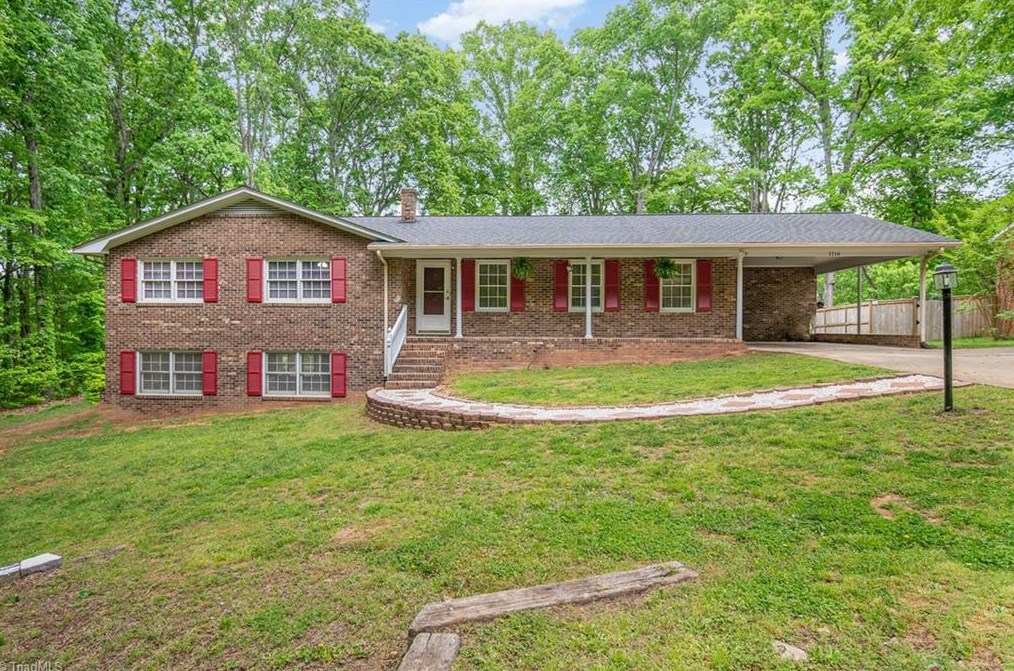 1116 Cranbrook Way, Asheboro, NC 27205-2334