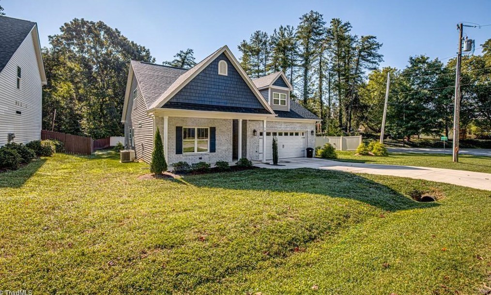 78 Robinhood Cir, Winston Salem, NC 27106