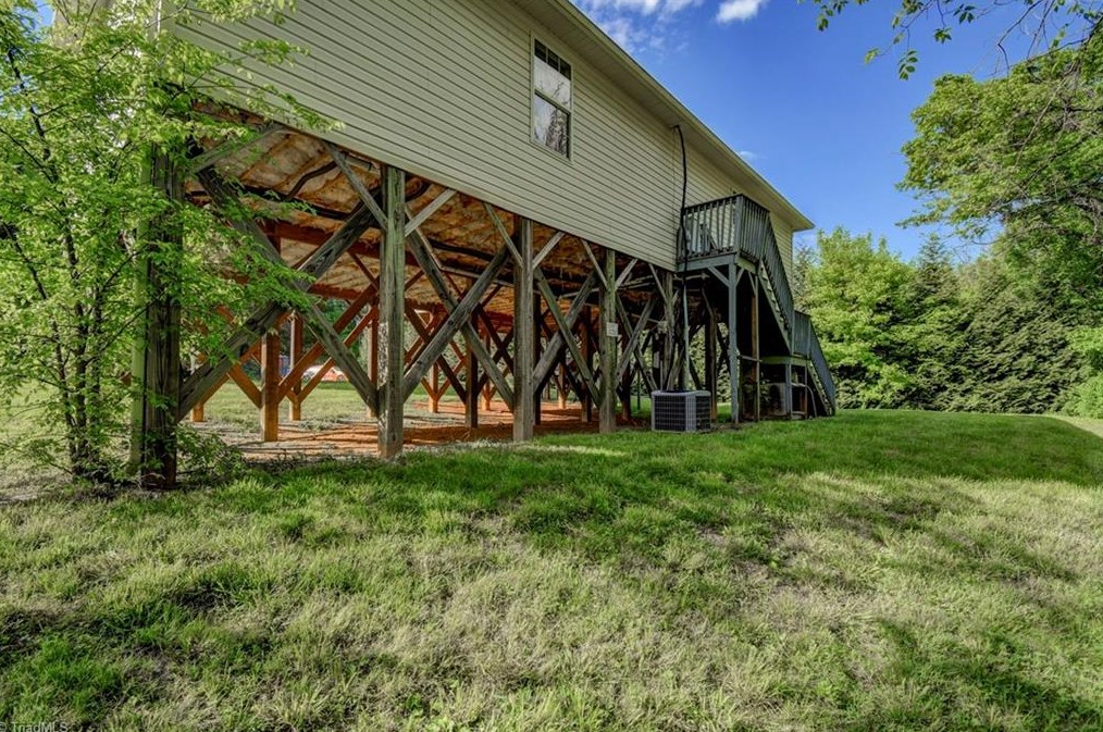 2820 Huffine Mill Rd, Gibsonville NC  27249-9727 exterior