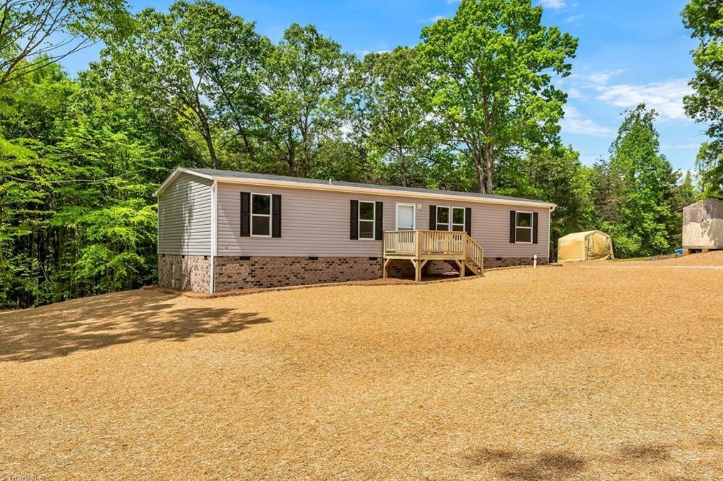 127 Carter Loop, Liledown, NC 28681-2130