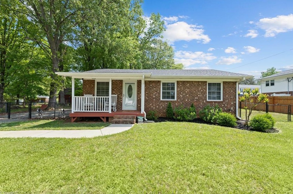 503 1st St, Gibsonville, NC 27249