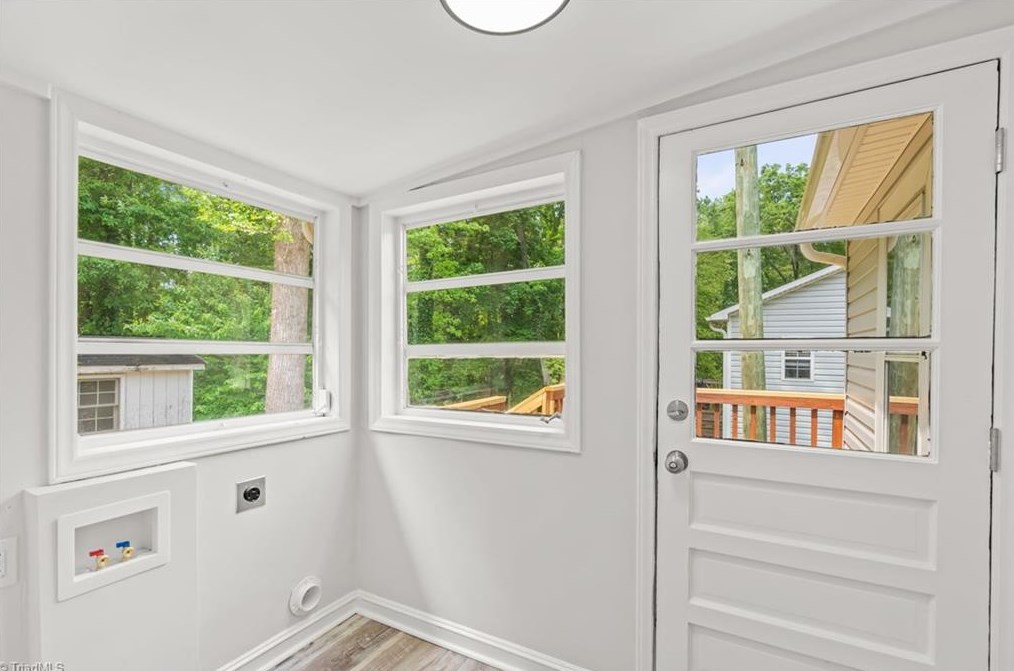 829 Pine Circle Dr, High Point NC  27265-1953 exterior