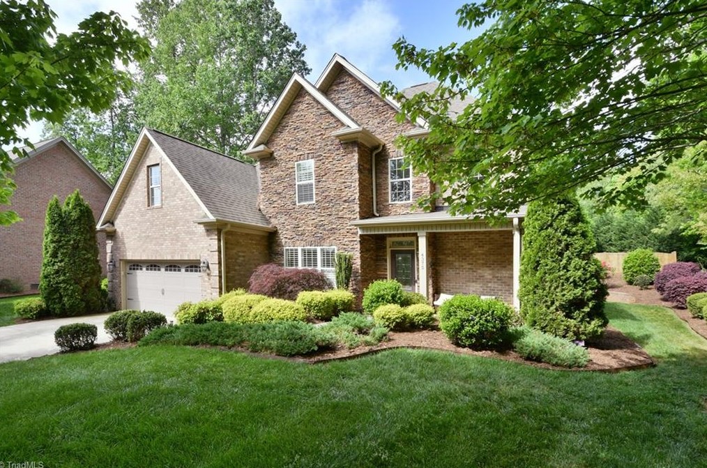 4375 Barrington Ln, Clemmons, NC 27012-9680