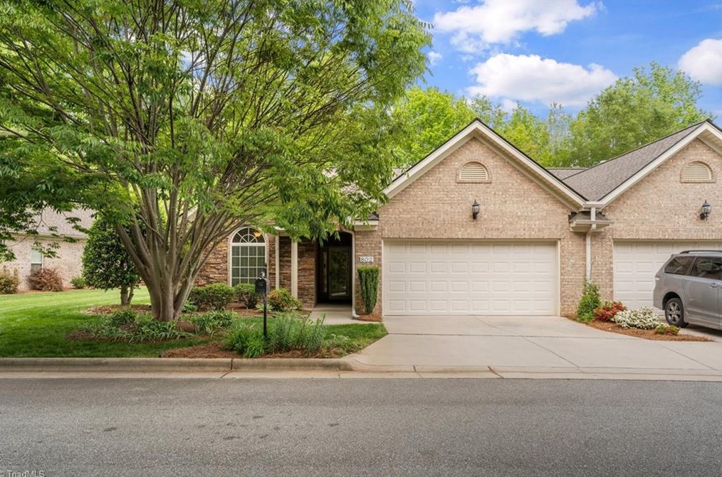 802 Sydney Shores Ct, Greensboro, NC 27410