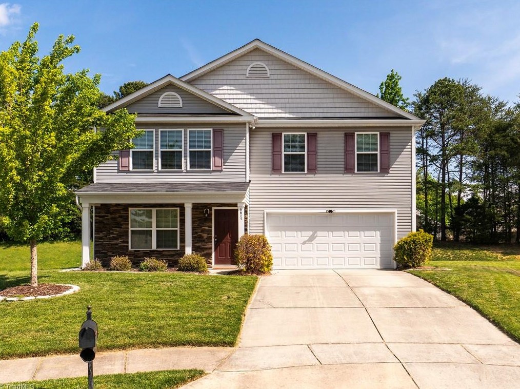 6605 Pergola Ct, Whitsett, NC 27377