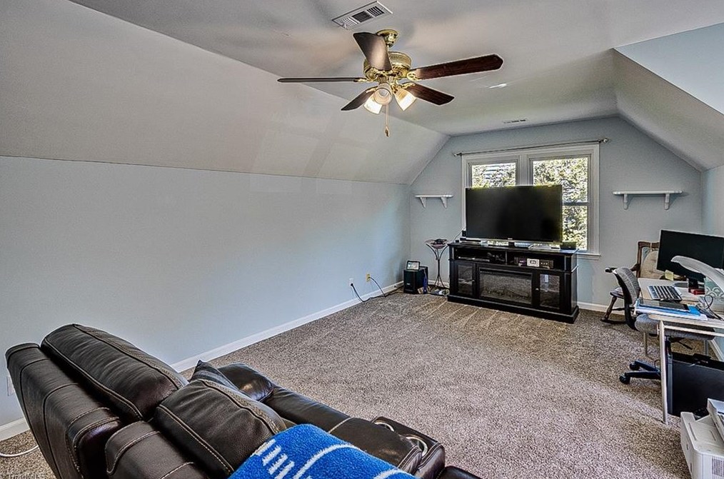3225 Derby Cir, High Point NC  27265-2596 exterior