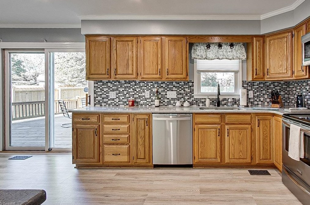 3225 Derby Cir, High Point NC  27265-2596 exterior