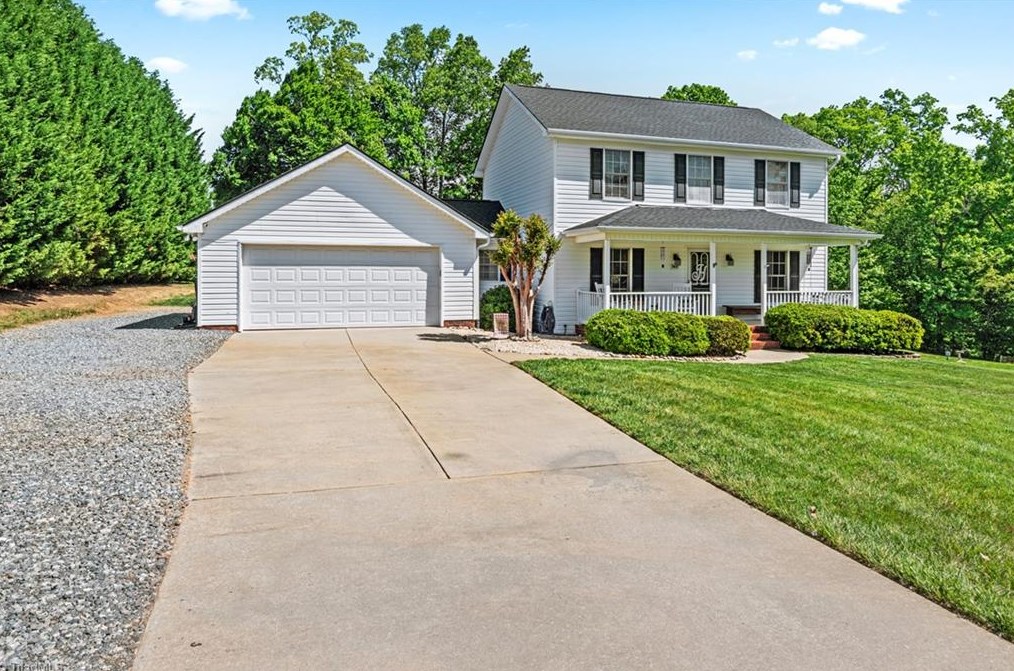 360 Saddlebred Loop, Stokesdale, NC 27357-9414