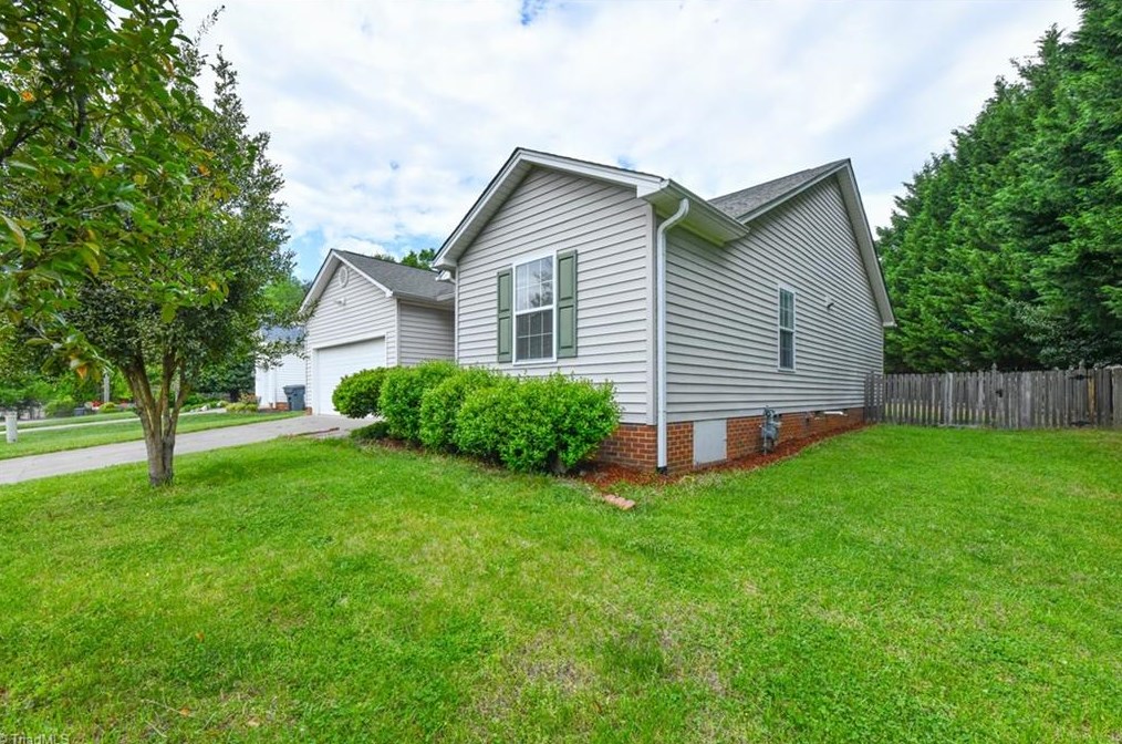 306 Bost St, Kernersville, NC 27284