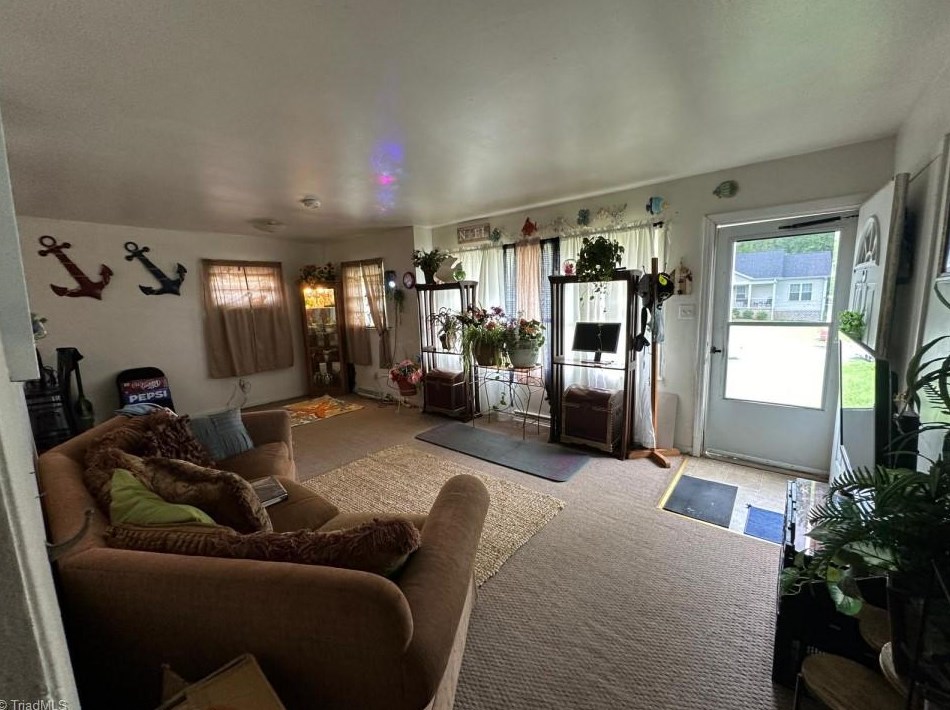 1702 Eastwood Ave, Greensboro, NC 27401-3941