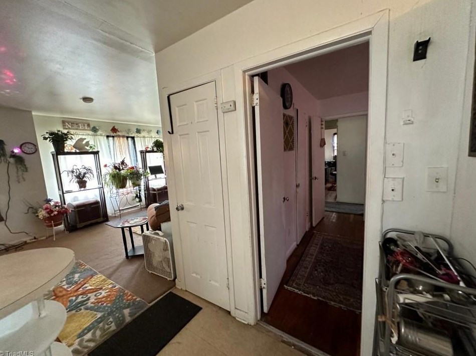 1702 Eastwood Ave, Greensboro NC  27406-3940 exterior