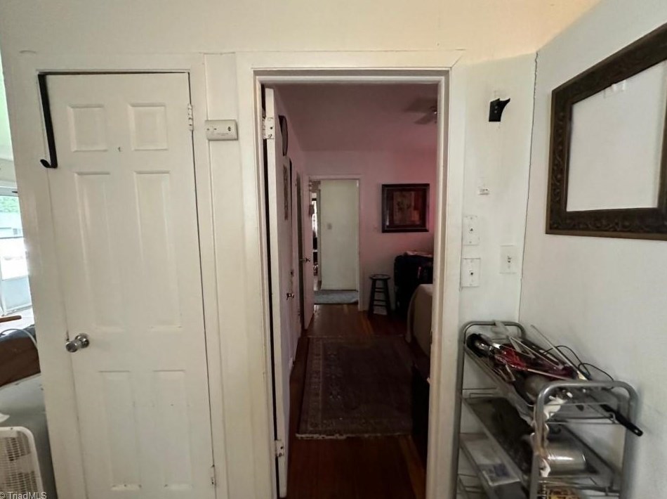 1702 Eastwood Ave, Greensboro NC  27401-3941 exterior