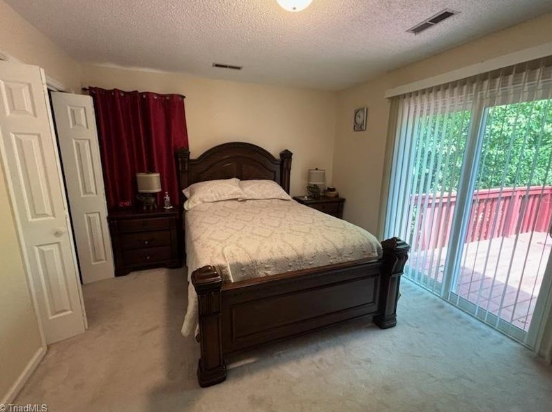 2135 Dave St, Winston Salem, NC 27127-6614
