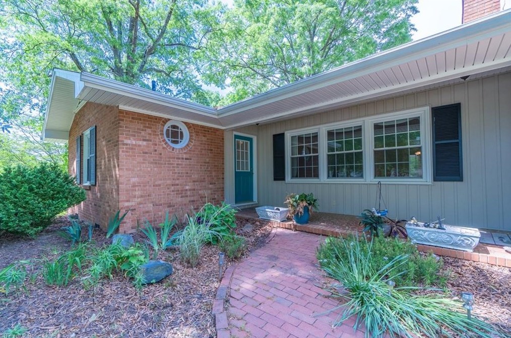 1412 Greenwood Terrace, Burlington, NC 27215