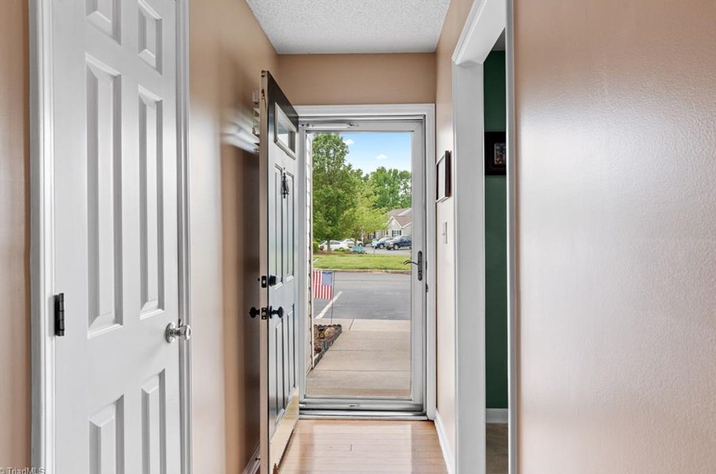 103 Campbell Gardens Rd, Kernersville NC  27284-7761 exterior