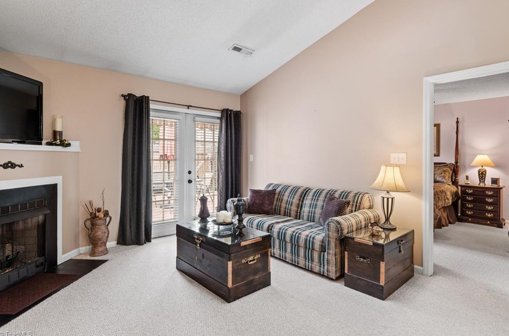 103 Campbell Gdn Rd, Kernersville NC  27284-8770 exterior