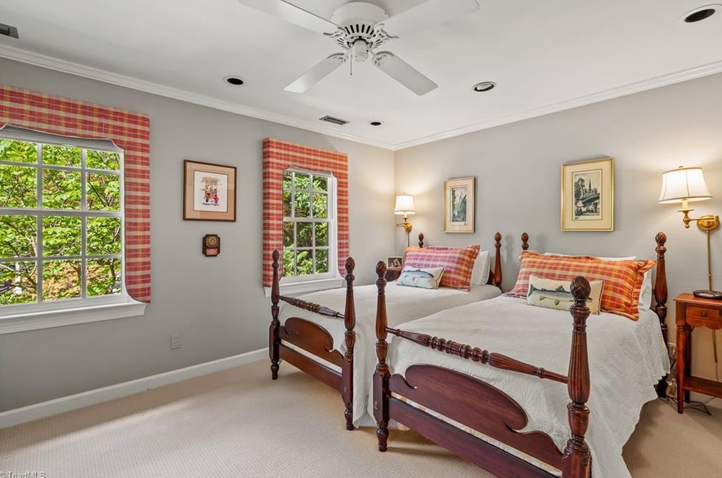 3521 Buena Vista Rd, Winston Salem NC  27106-5736 exterior