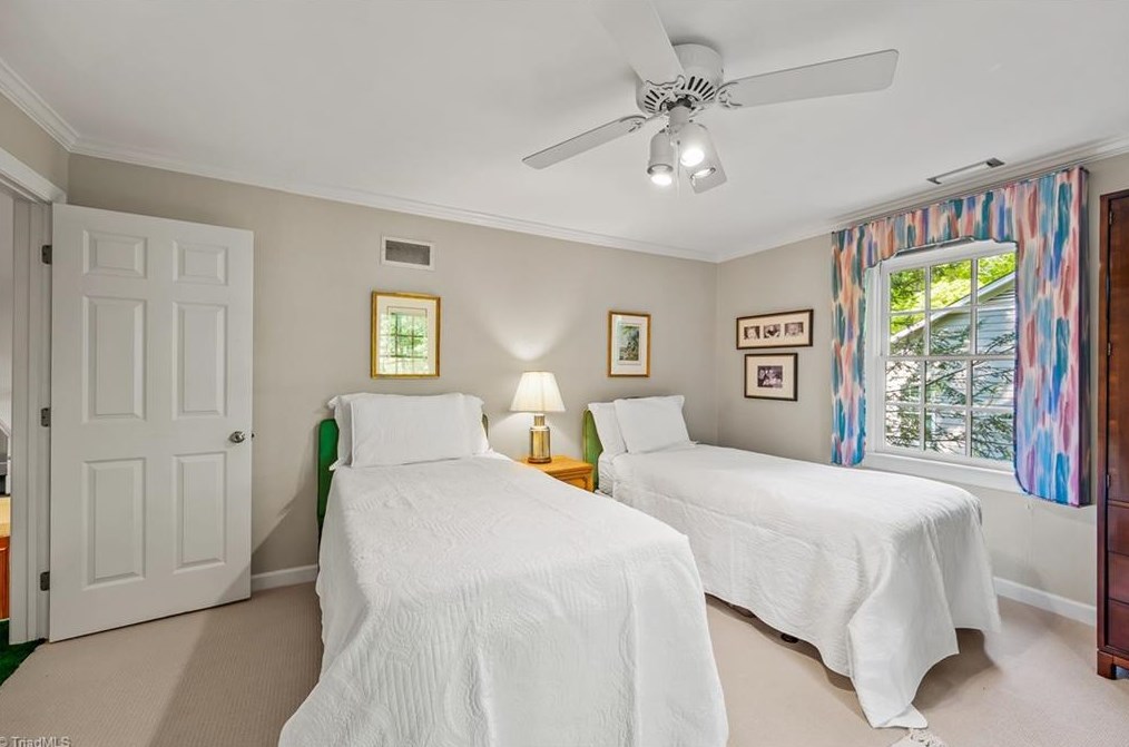 3521 Buena Vista Rd, Winston Salem NC  27106-5736 exterior