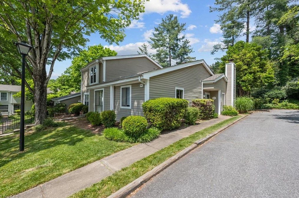 5301 Delta Dr, Winston Salem, NC 27104-3414
