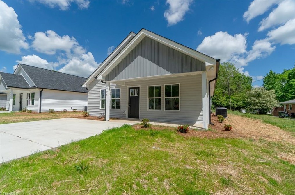 406 Kendall St, Thomasville, NC 27360-5450