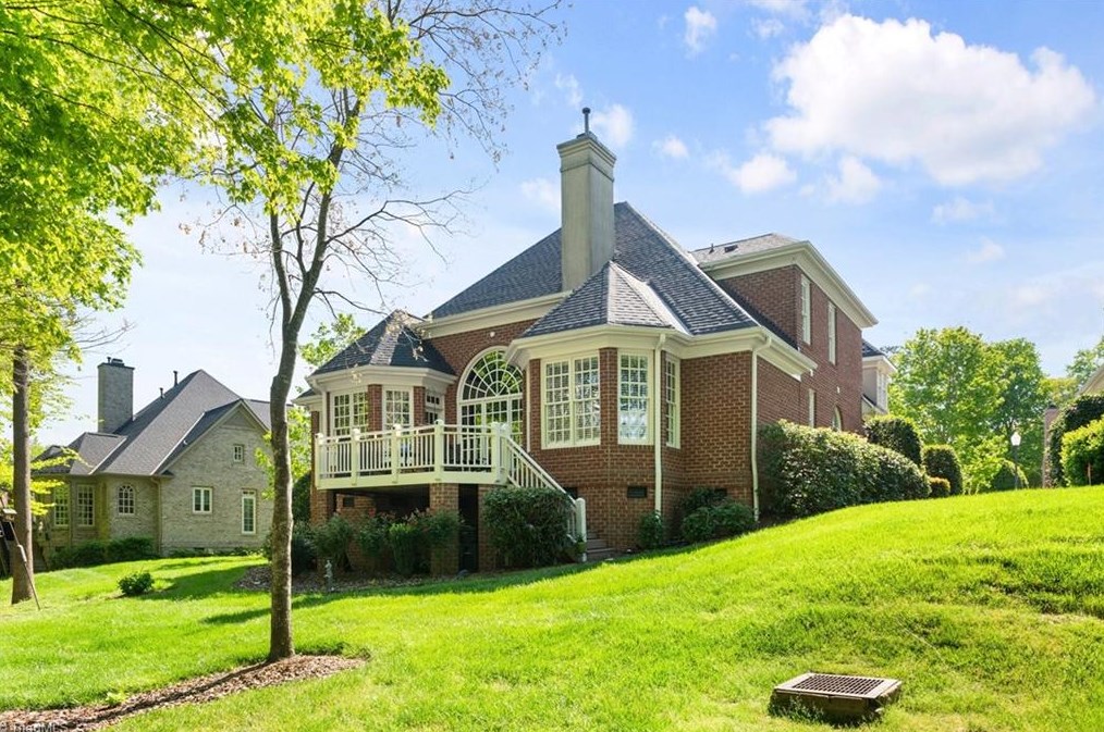 17 Hadley Park Ct, Greensboro, NC 27407-7658