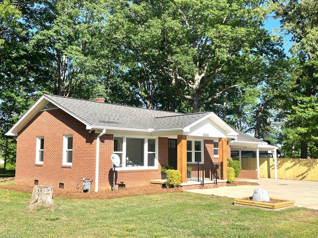 5868 Us Highway 311, Sophia, NC 27350-8967