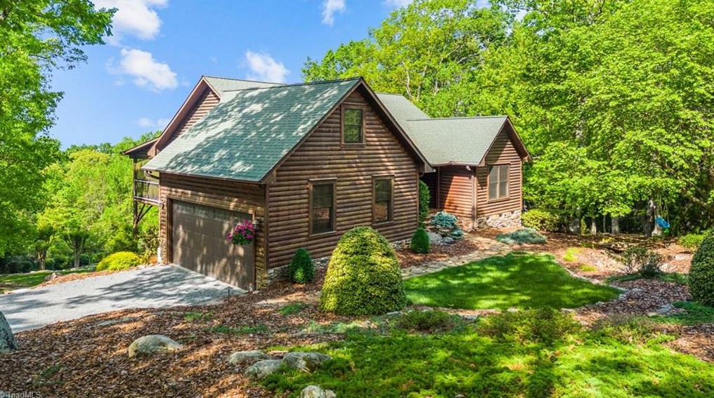 1399 Caraway Summit Trl, Sophia, NC 27350-8681