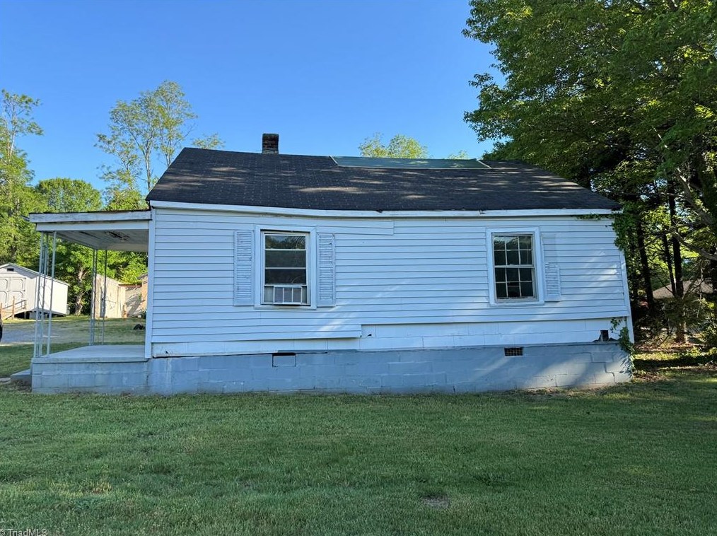 1425 Old Hollow Rd, Winston Salem, NC 27105