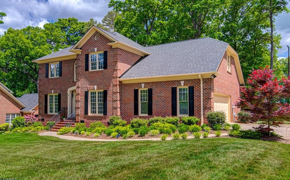 4 Westridge Ct, Greensboro, NC 27410-2980