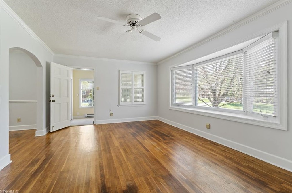 119 Berkshire St, Greensboro, NC 27403-1434