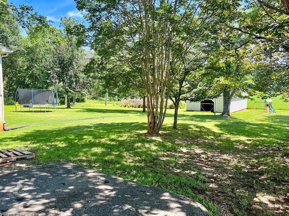 1501 Poplar Springs Rd, Elkin NC 28621-6101 exterior