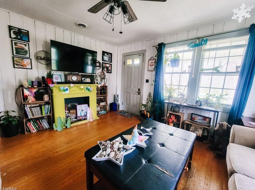 1501 Poplar Springs Rd, Elkin NC 28621-6101 exterior