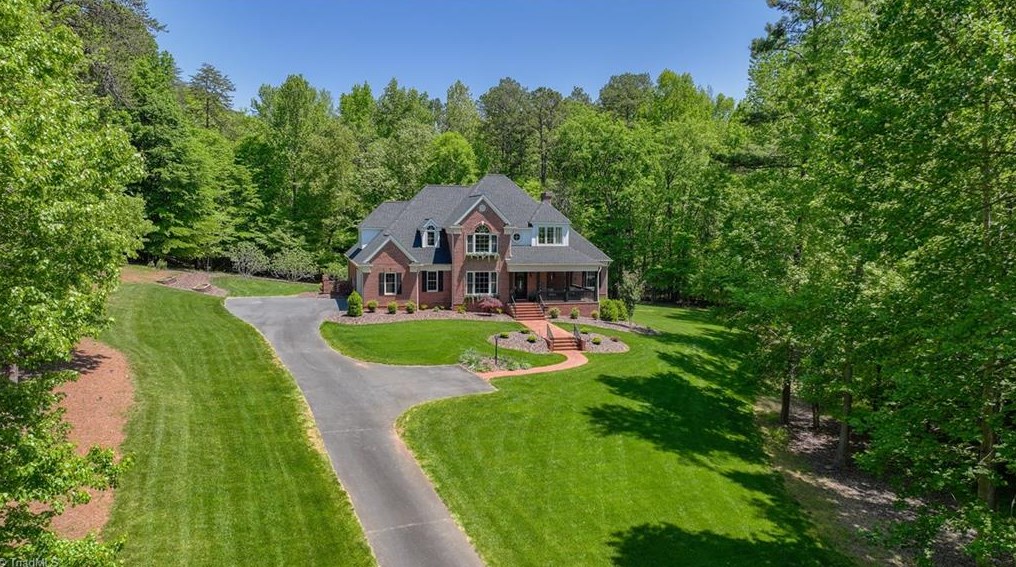 1008 Mountain Valley Dr, Asheboro, NC 27205-0548