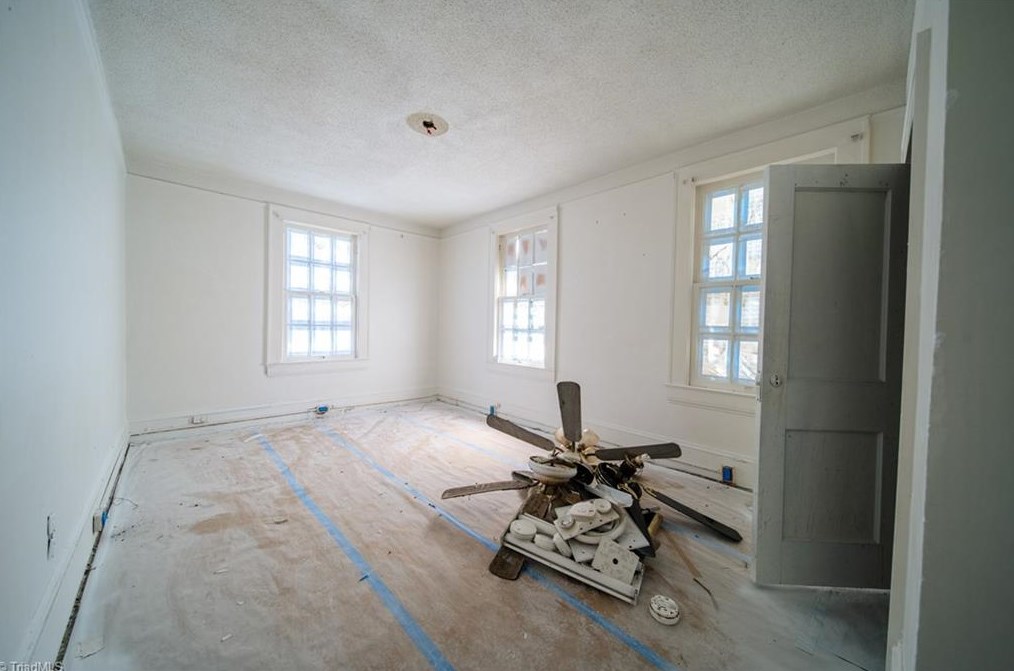 2515 Patterson Ave, Winston Salem, NC 27105-5231