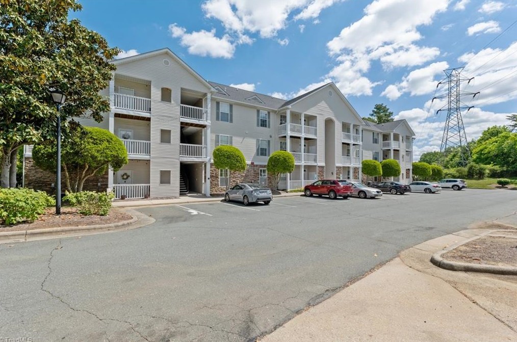 3010 Winston Dr #70, Burlington, NC 27215
