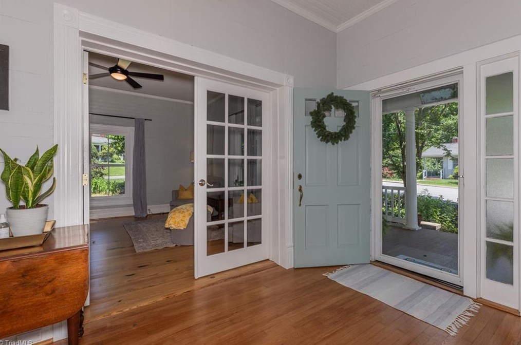 907 Trogdon St, North Wilkesboro NC  28659-3628 exterior