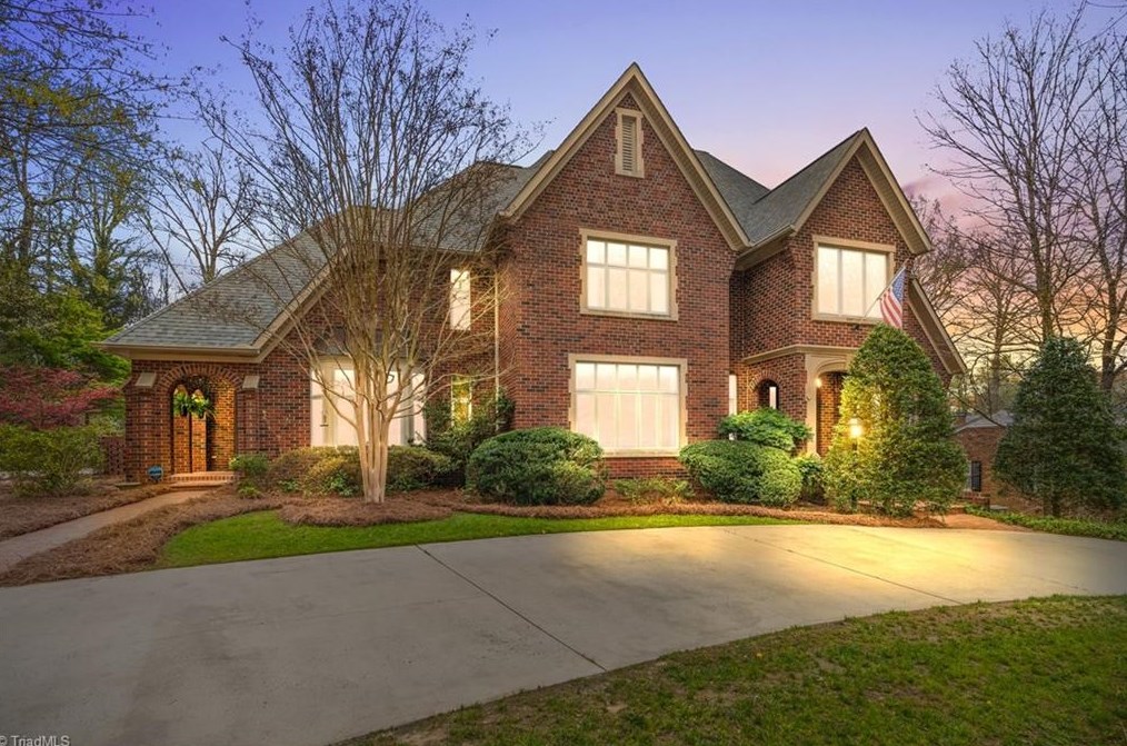 1235 Devonshire Ave, High Point, NC 27262