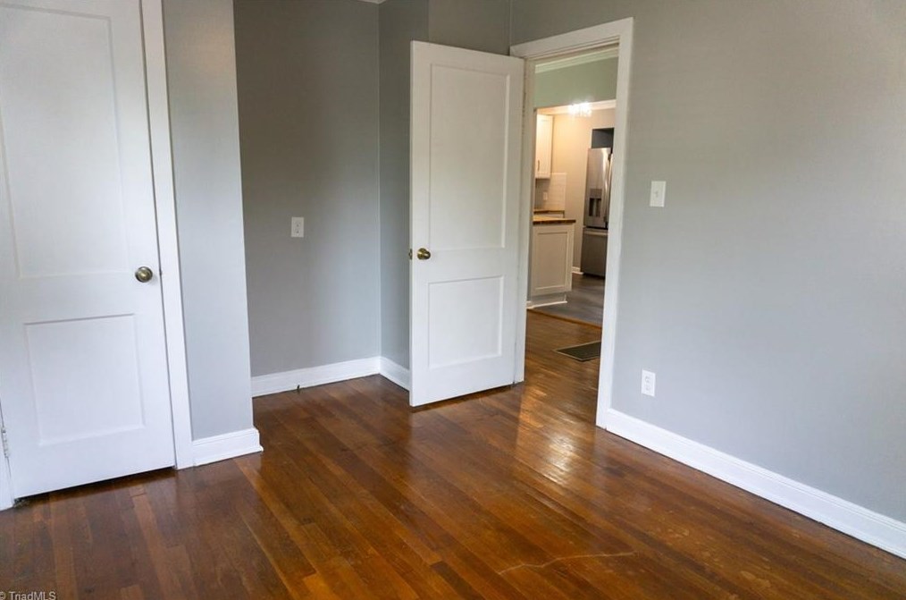 912 Portland St, Greensboro NC  27403-2939 exterior