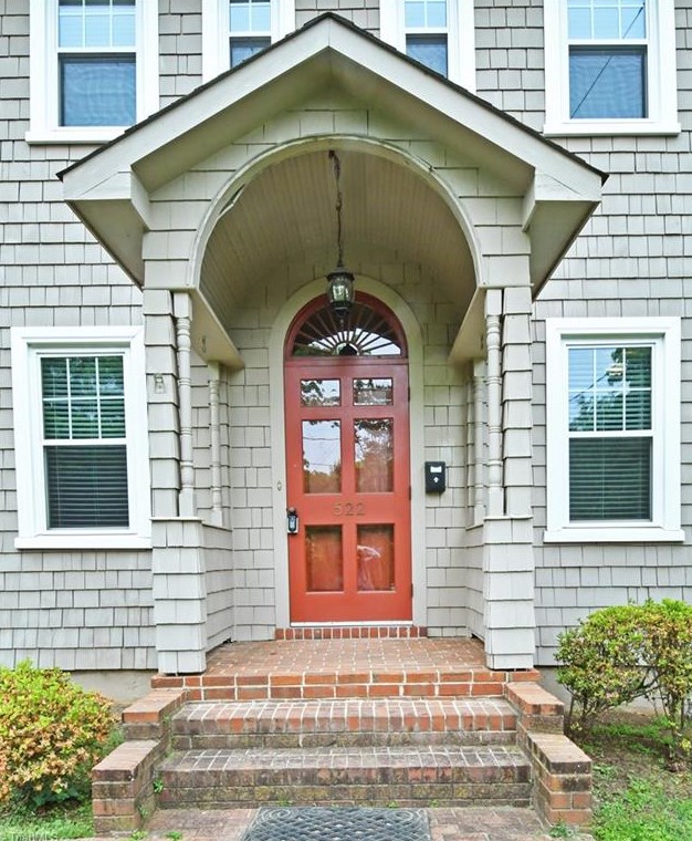 522 Hawthorne Rd, Winston Salem, NC 27103-3225