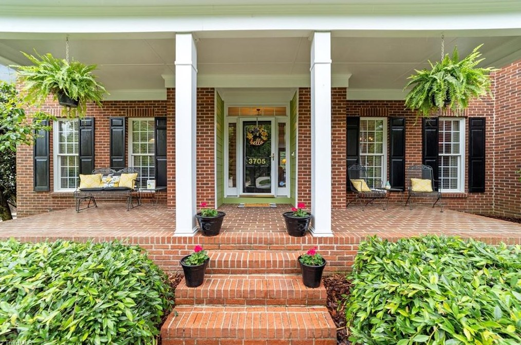 3705 Middlebury Way, Greensboro, NC 27410-8688