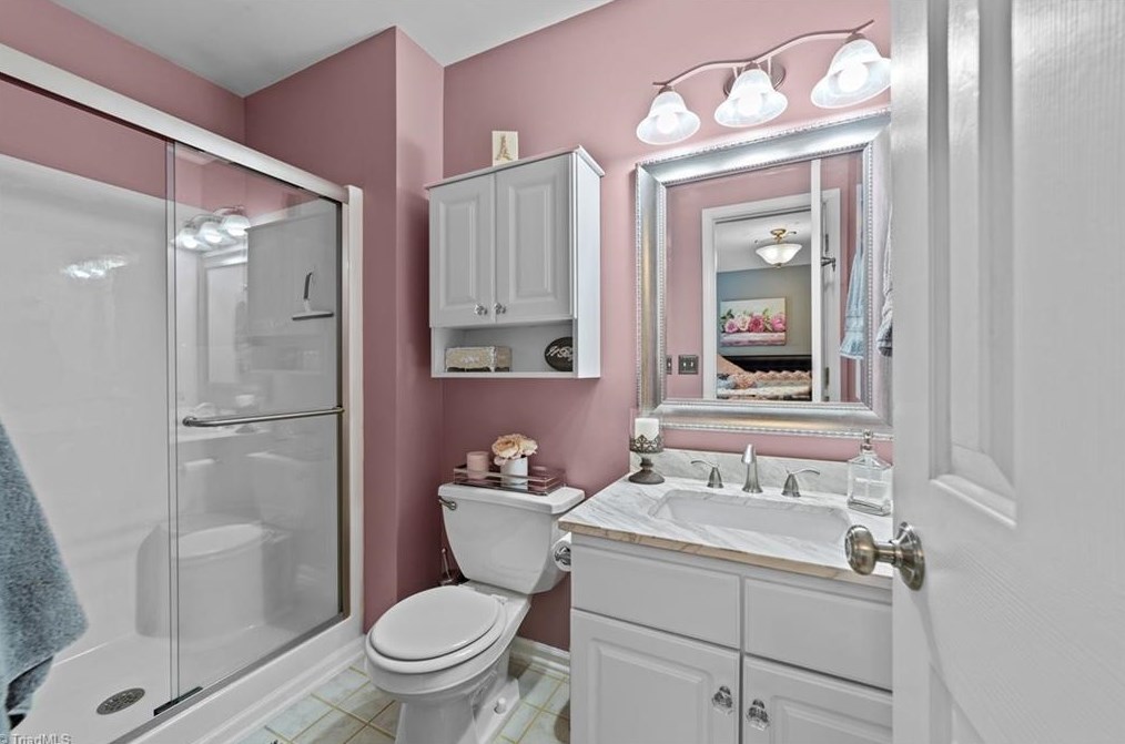 3705 Middlebury Way, Greensboro NC 27410-8692 exterior