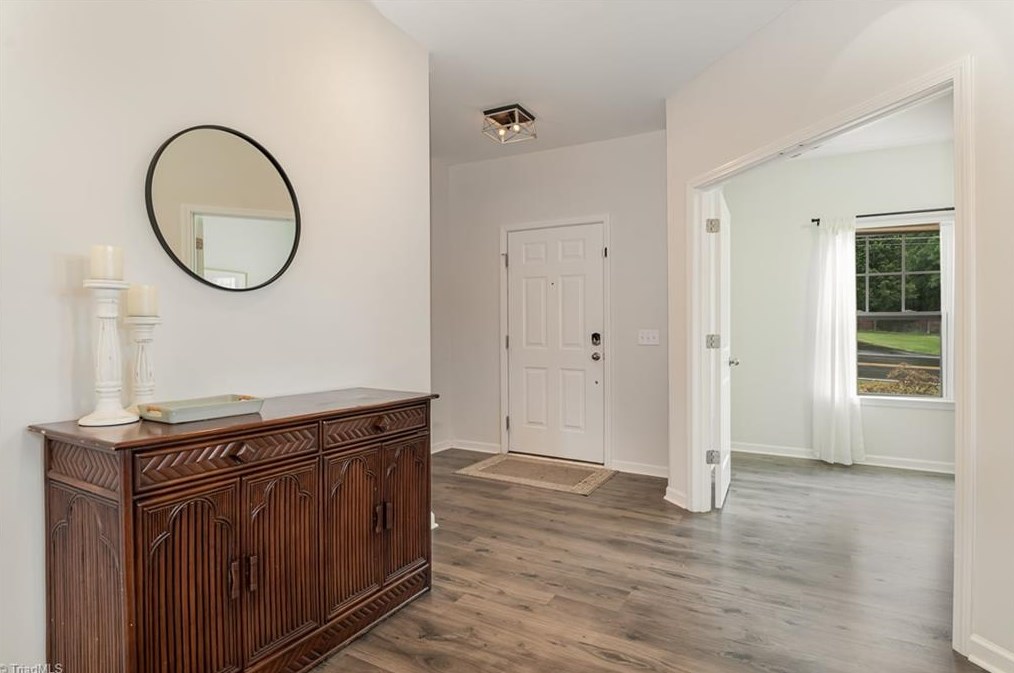 5894 Styers Ferry Rd, Clemmons, NC 27012-9798
