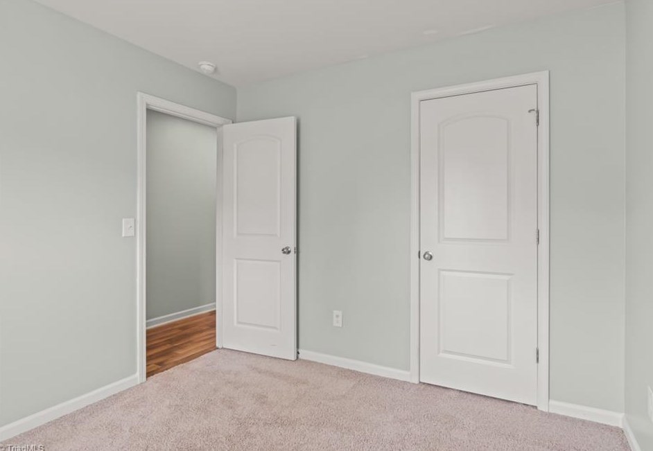 127 High Ridge Ct, Lexington NC  27295-8909 exterior