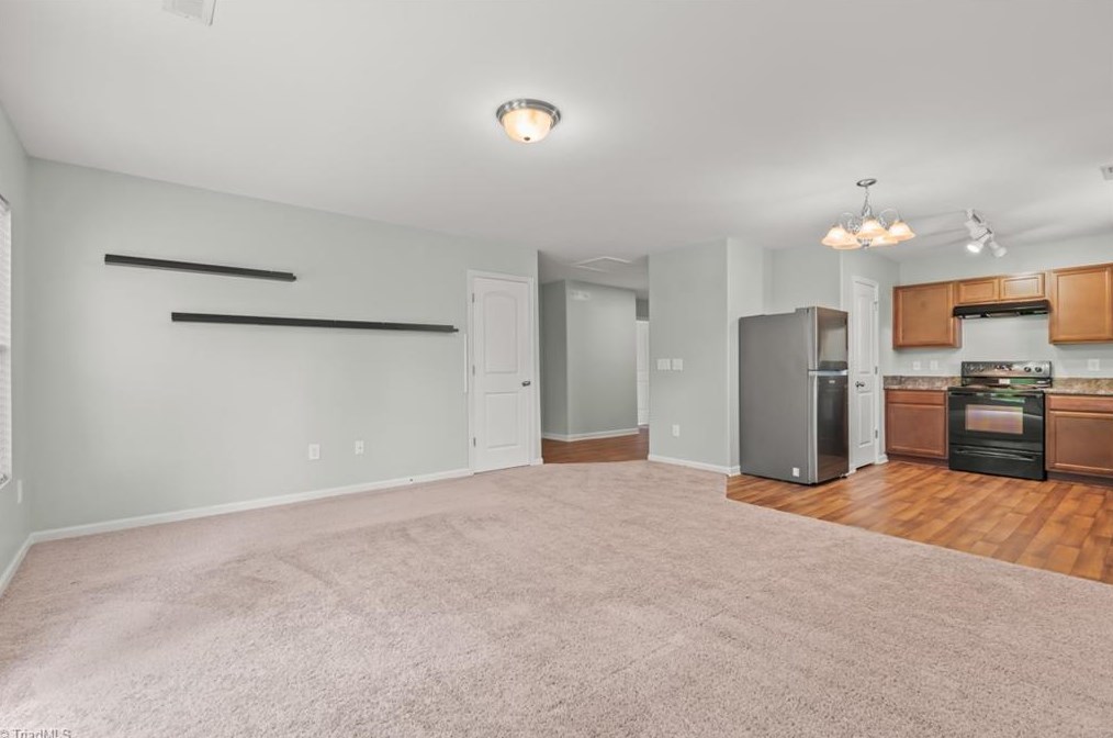 127 High Ridge Ct, Lexington NC  27295-8909 exterior