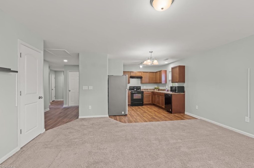 127 High Ridge Ct, Lexington NC  27295-8909 exterior