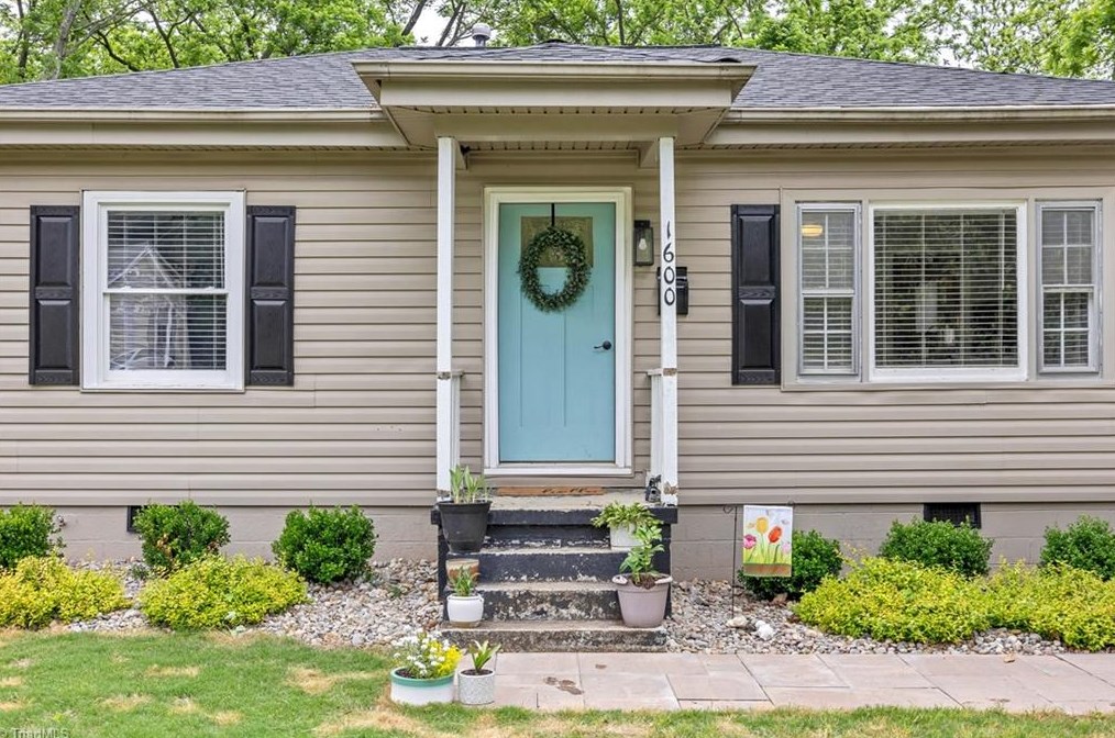 1600 Roseland St, Greensboro, NC 27408-5927