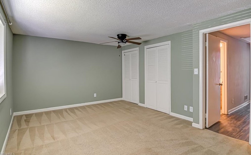 330 Lamplighter Cir, Winston Salem NC  27104-3421 exterior